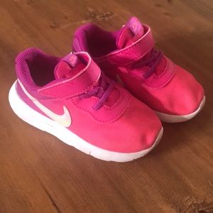 Toddler Nike shoes
